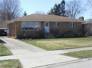 22381 Sandy Ln, Fairview Park, OH 44126