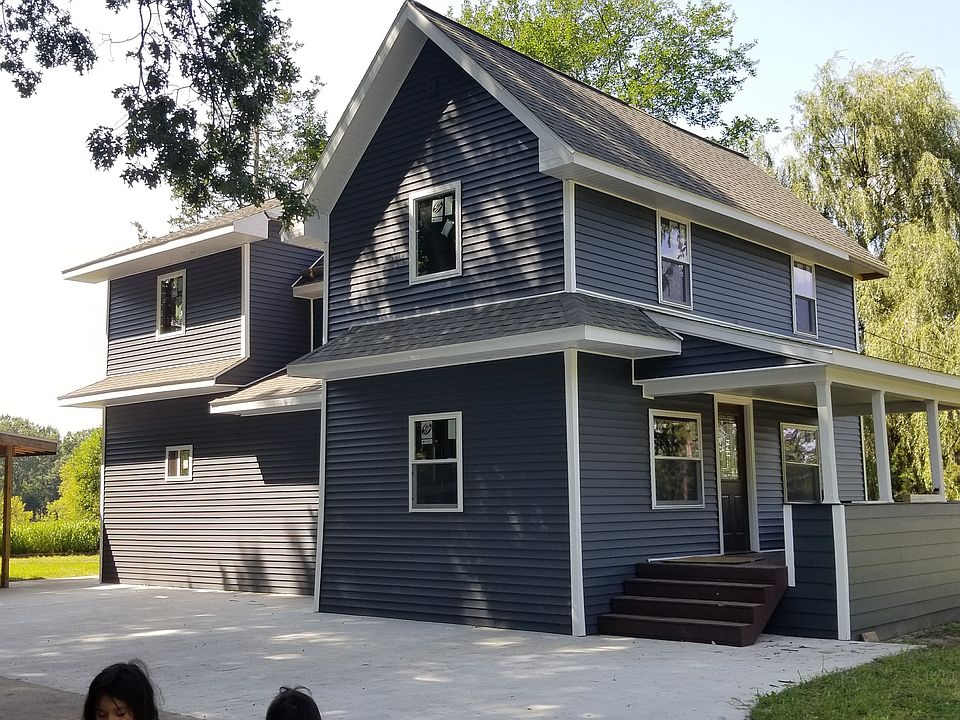 1st image of 605 Canal St