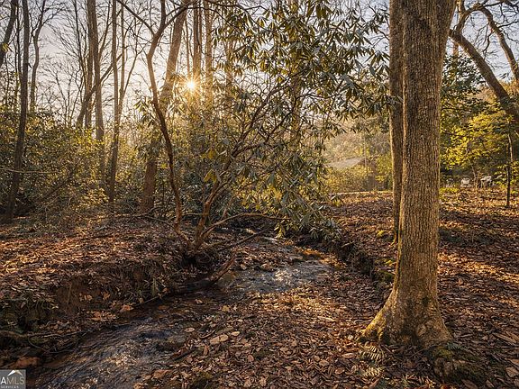 2nd image of 2889 Old Parker Place Rd