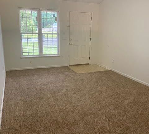 4th image of 4008 Elkin Ridge Dr #B
