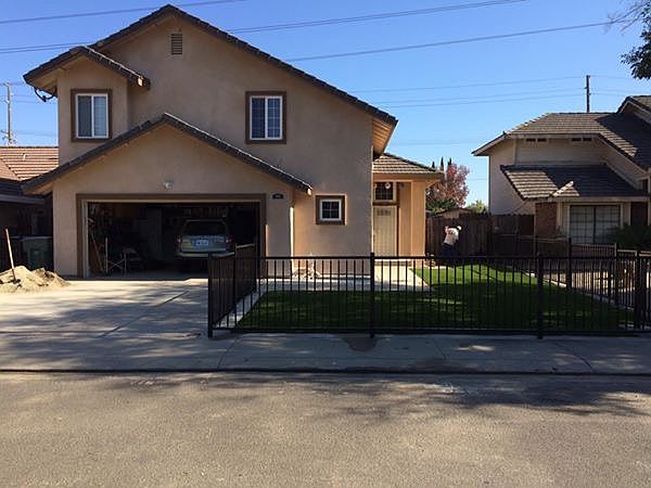  New Stucco, Fence, Turf