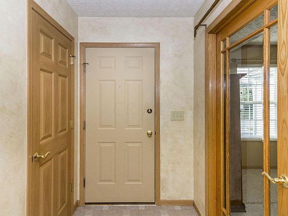 3rd image of 5640 Blandon Run