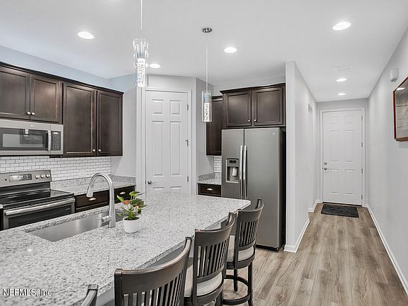 5th image of 95514 HANOVER Court