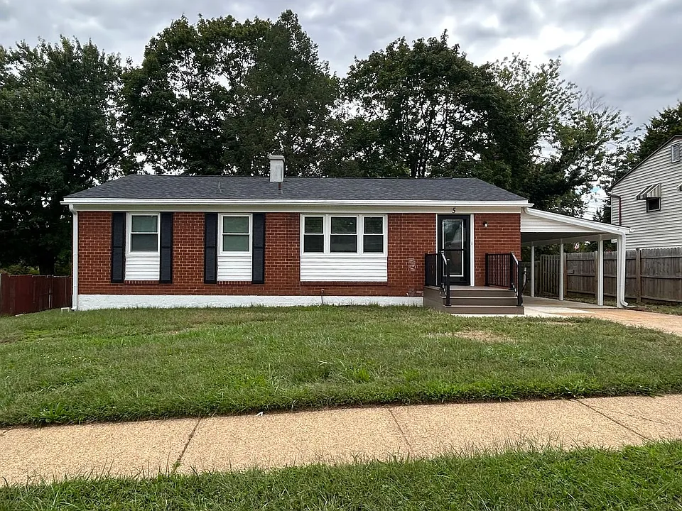 5 Adrian Ct
