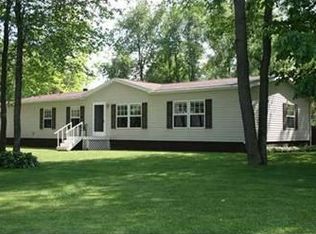 230 Shenango St, Pulaski, PA 16143