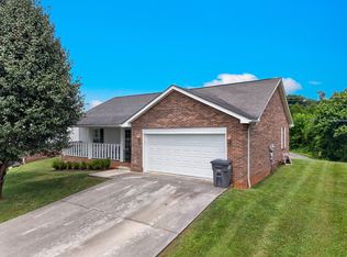 1033 Fox Run, Jefferson City, TN 37760