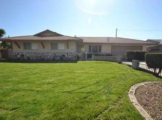 6689 Robinson Rd, Highland, CA 92346