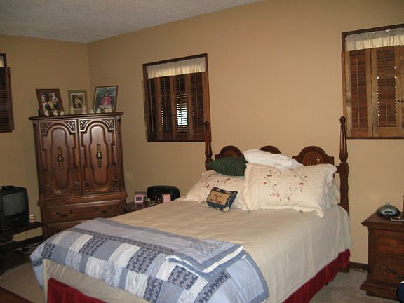 5th image of 608 Woodland Dr