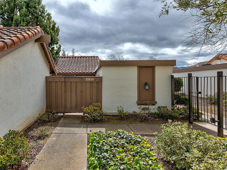 1st image of 5919 Randleswood Ct