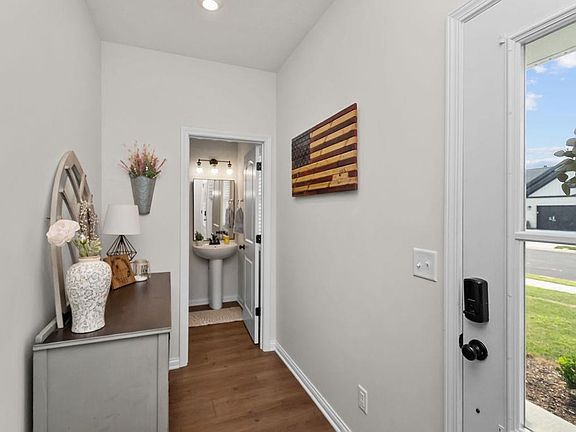 4th image of 2128 Pebble Wood Dr