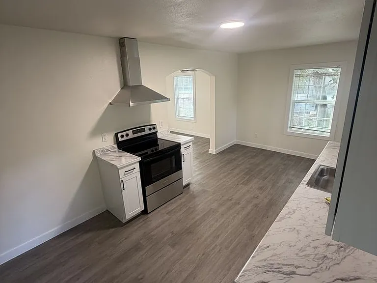 103 Smith Ln — Photo 8