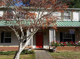 1638 N Hemlock St, Coquille, OR 97423