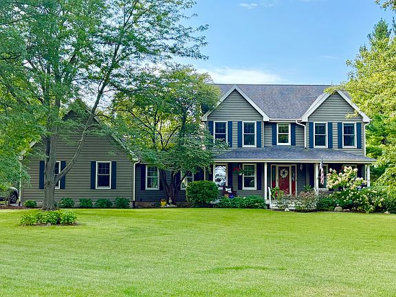 2nd image of 10303 E Hickory Ridge Dr