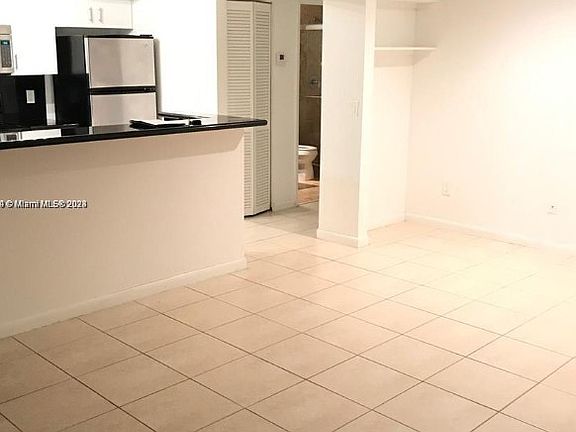 3rd image of 1267 SW 46th Ave #2313R