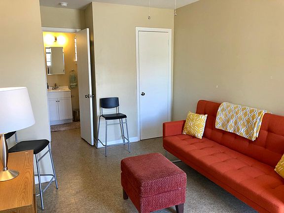 3rd image of 1201 Columbus St #2