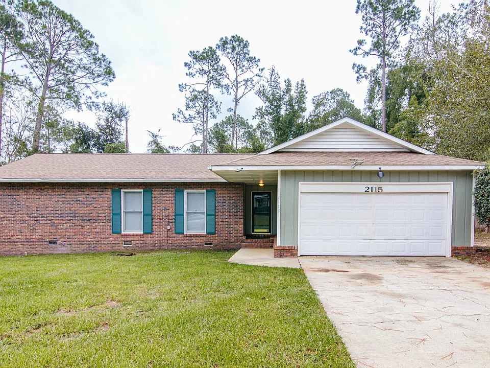 2115 Northwood Cir