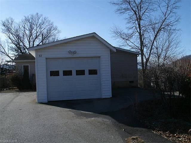 1st image of 32 Meg Pie Ln