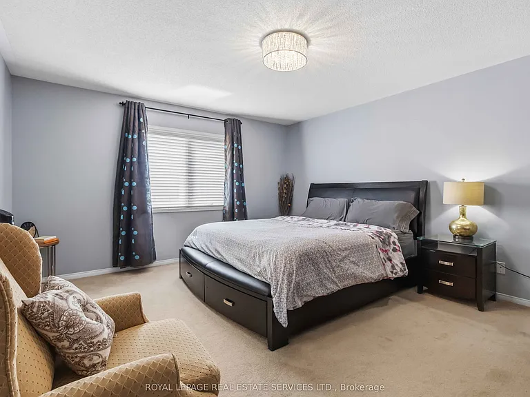 3872 Skyview St — Photo 15