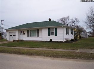 1723 E 32nd St, Ashtabula, OH 44004