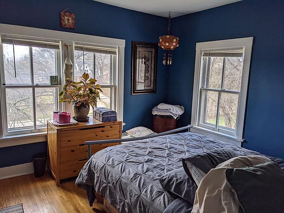 2nd image of 697 Lake Ave #B
