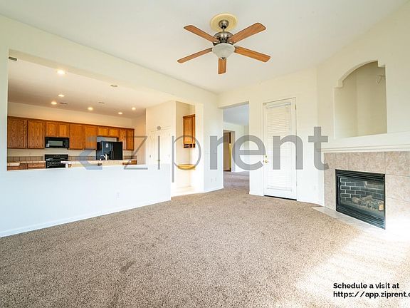 4th image of 100 Canterbury Ct