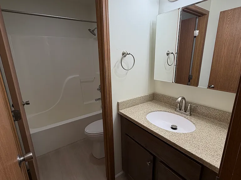 2314 Alan Dr — Photo 14