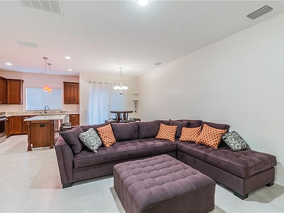 5th image of 3008 Girvan Dr