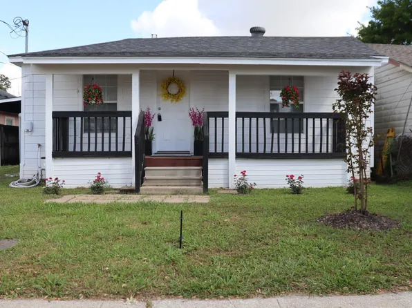 2701 Almendares Ave, Pasadena, TX 77506