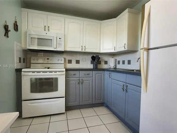5750 NW 64th Ave APT 208, Fort Lauderdale, FL 33319