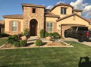 10700 Stone Haven Dr, Bakersfield, CA 93306