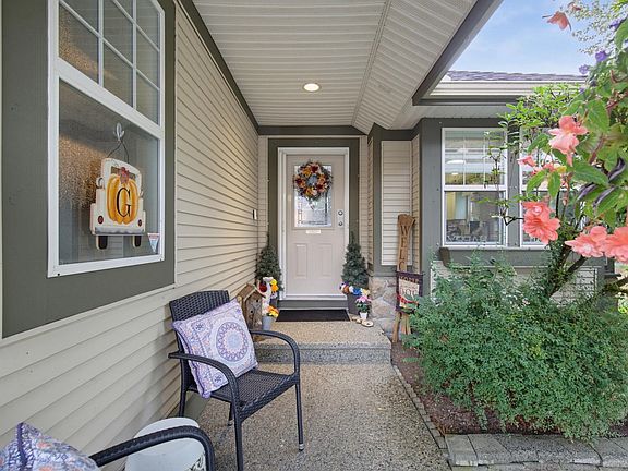5th image of 23281 Kanaka Way #14