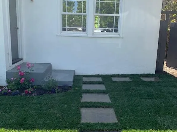 2429 McKinley Ave, Venice, CA 90291