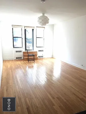 Rented by Bond New York | media 1