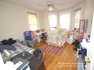 56 Queensberry St APT 10, Boston, MA 02215