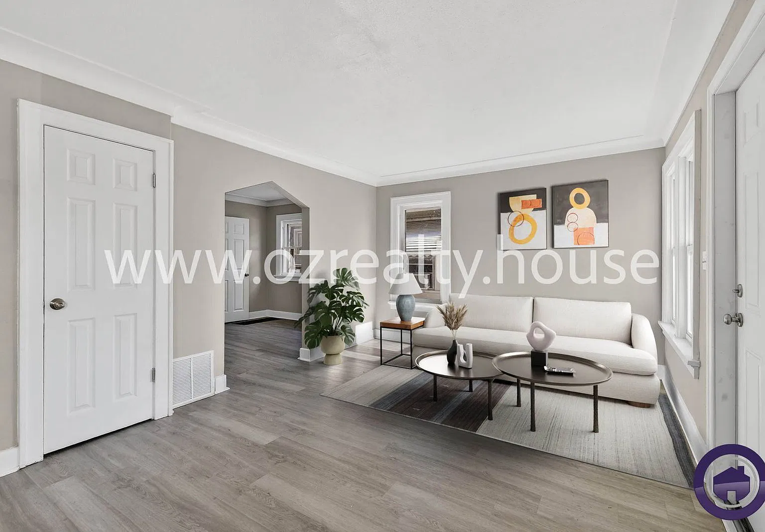 2 bed, 1.0 bath, 970 sqft, $945 — Photo 2