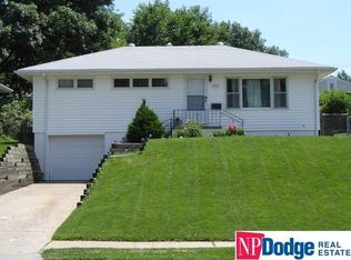 3075 S 74th St, Omaha, NE 68124