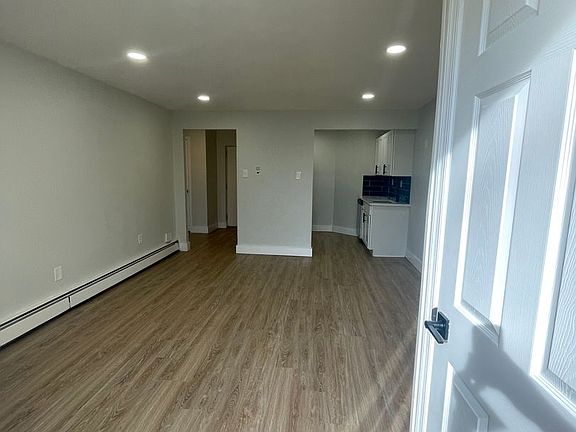 5th image of 1070 W Bridge St APT A24