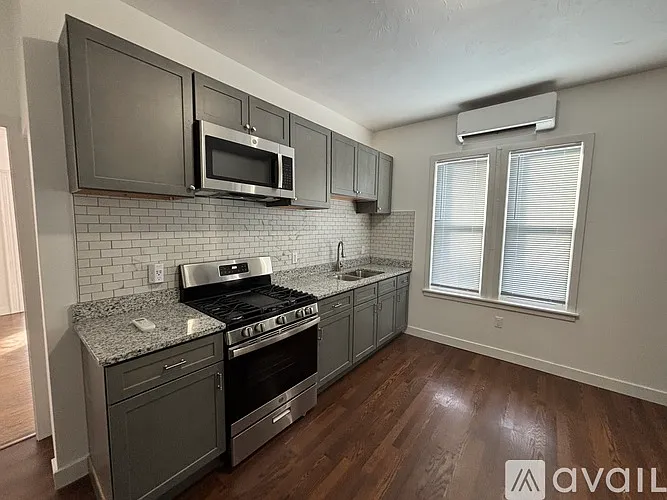 118 Locust St — Photo 1