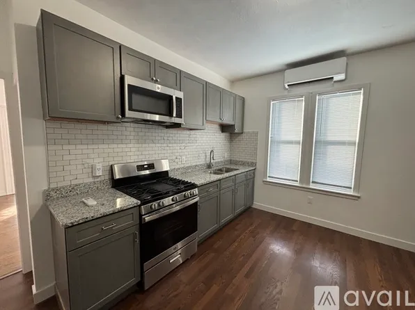 118 Locust St, Fall River, MA 02720