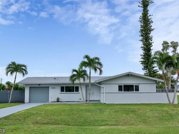 404 El Dorado Pkwy E, Cape Coral, FL 33904