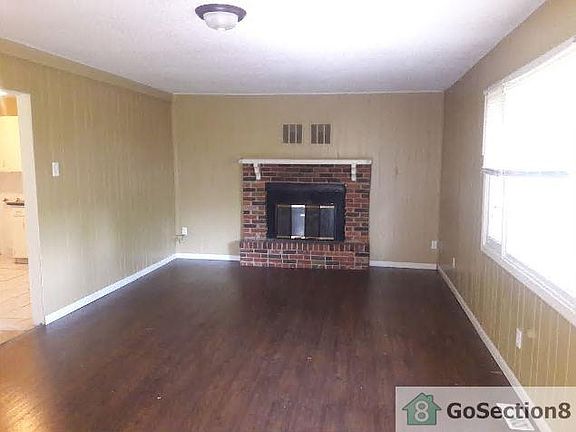 2nd image of 7405 E 110th St