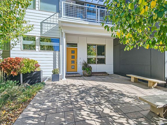 3rd image of 3022 Syracuse Street
