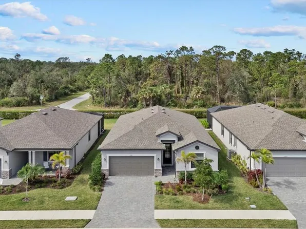 2081 Gardenia Ave, Port Charlotte, FL 33953