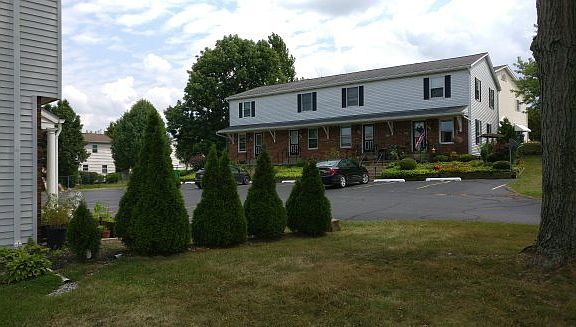 2nd image of 4121 Canterbury Dr