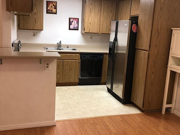 4th image of 224 Woodland Pkwy Unit 162