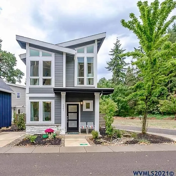 3961 Cousteau Dr SE photo 1