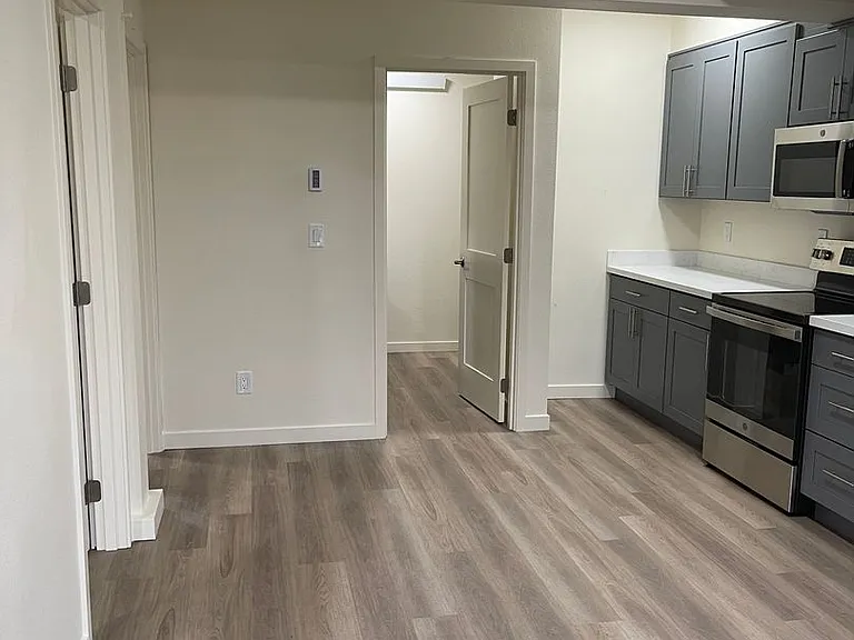Minor Tower Apartments - Located in Eastlake — Photo 127