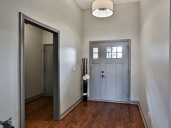 3rd image of 2822 Brassfield Cir.