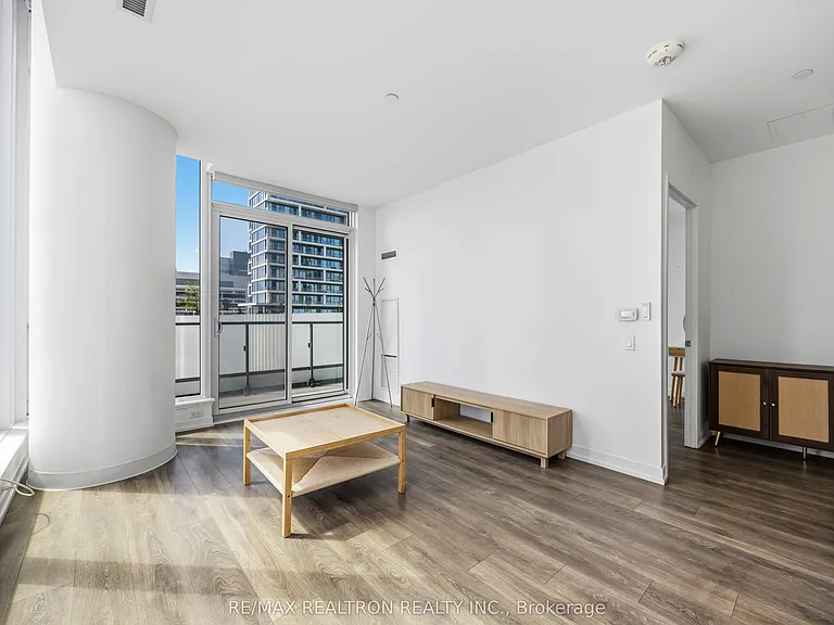 898 Portage Pkwy #903 — Photo 9