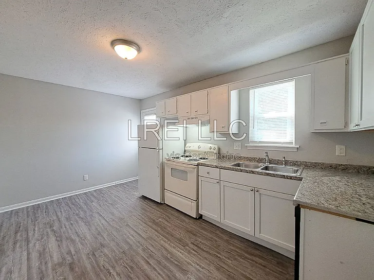 3410 Clingstone Way — Photo 11